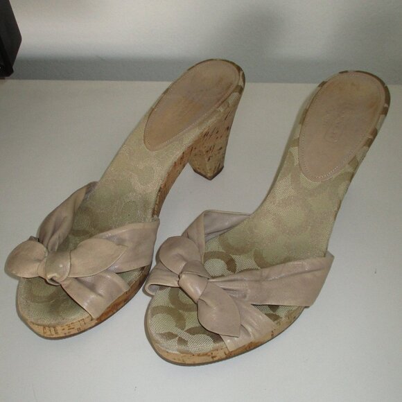 Coach "Karen" Womens Logo Slide Open Toe 1" Platform Pump w/1.5" (net) Heel-10M - Picture 1 of 8